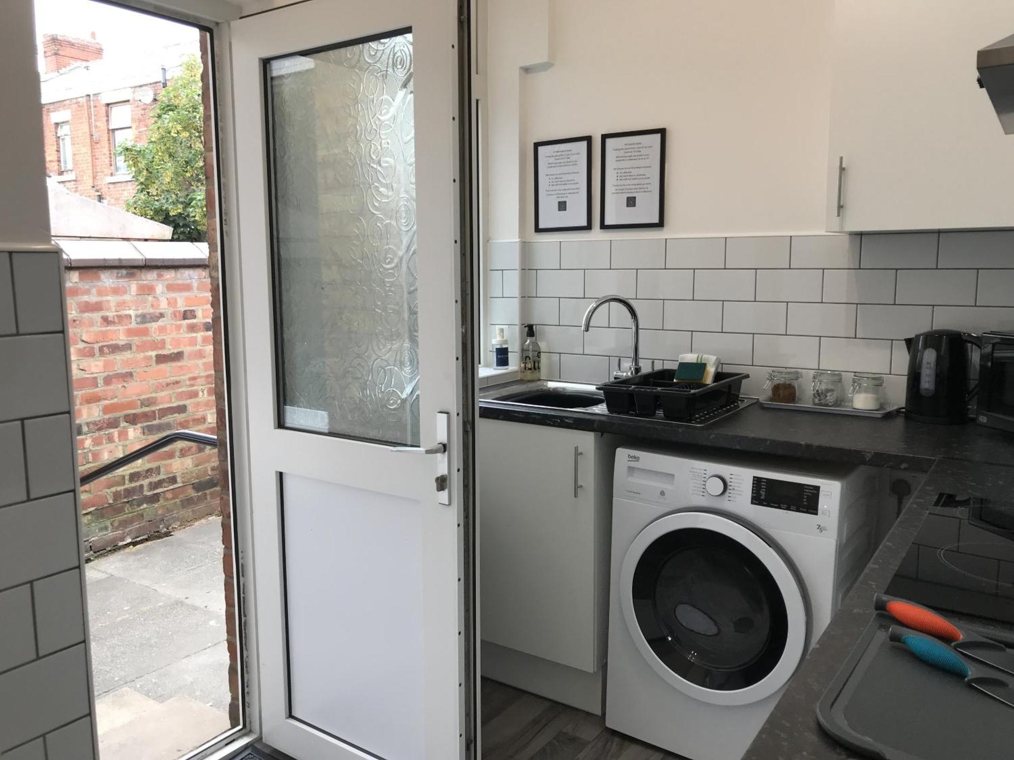 Bright Spacious 3-Bed With Office & Patio, Preston Preston  Dış mekan fotoğraf