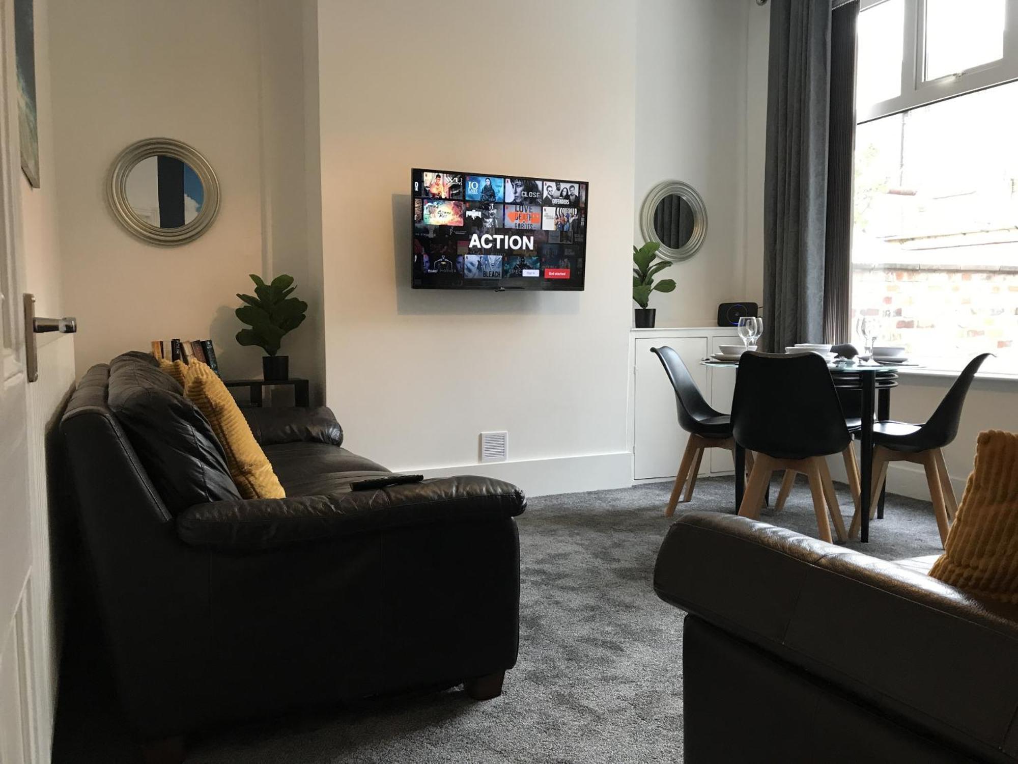 Bright Spacious 3-Bed With Office & Patio, Preston Preston  Dış mekan fotoğraf