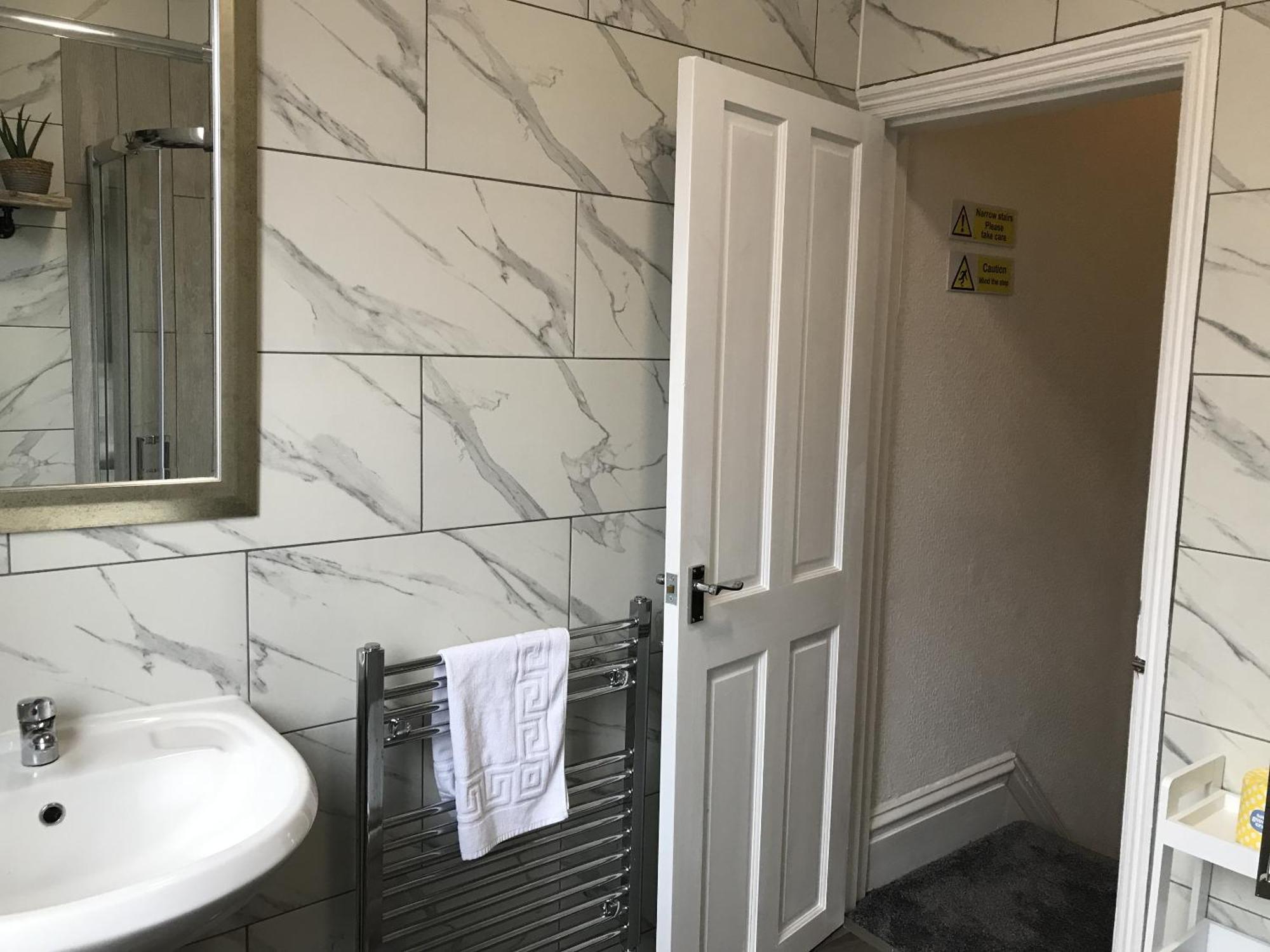 Bright Spacious 3-Bed With Office & Patio, Preston Preston  Dış mekan fotoğraf